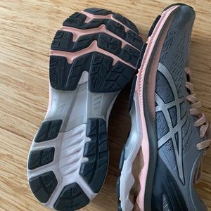 Asics Gel Kayano (NWOT)